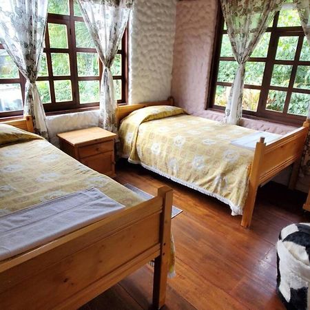 El Colibri Azul Villa กีโต ภายนอก รูปภาพ