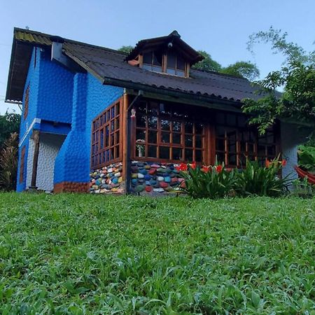 El Colibri Azul Villa กีโต ภายนอก รูปภาพ